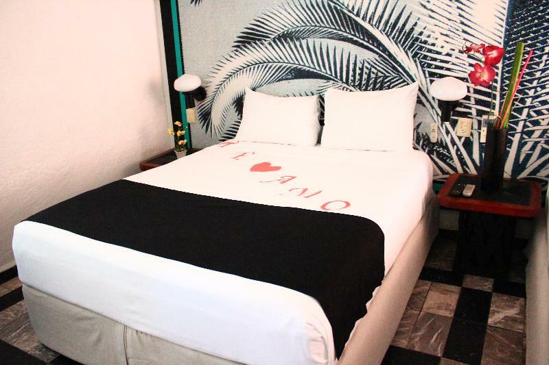 มายา เดล มาร์ ออน ฟิฟธ์ อเวนิว Hotel ปลายาเดลการ์เมน ภายนอก รูปภาพ